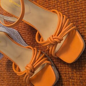 LIZ CLAIBORNE WOMEN'S "PAPAYA" WEDGE SUMMER MEMORY FOAM HEELSS SIZE 6